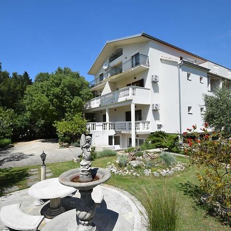 Apartments Nina Starigrad Paklenica Ngoại thất bức ảnh